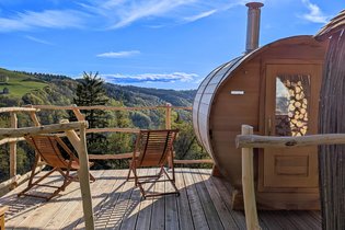 Cabane sur pilotis Cantal