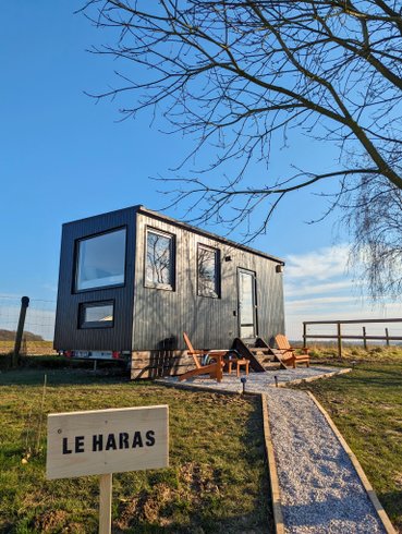 Hébergement AbracadaRoom : Tiny House Le Haras - Image 2