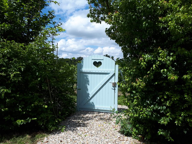 Domaine AbracadaRoom : La Roulotte de Glorit - Image 5