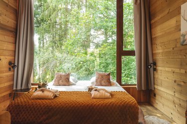 Cabane perchée Forêt et Spa Duo à Champdray (4)