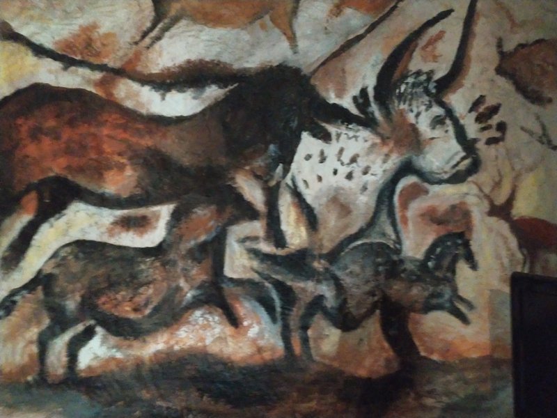 Hébergement AbracadaRoom : Homosapiens avec accès au jacuzzi pendant 30 minutes, Petit-déjeuner, repas du soir & Un massage bien-être 30 minutes par pers - Image 11