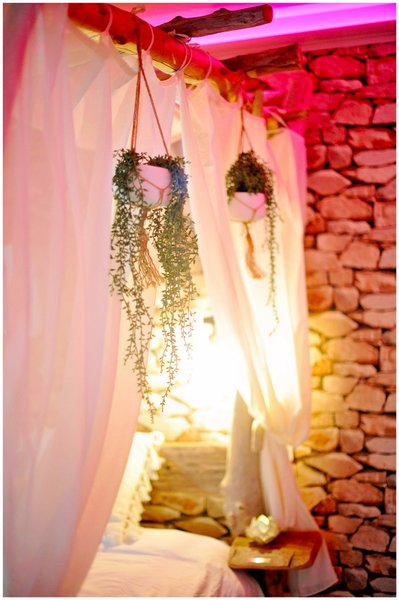 Hébergement AbracadaRoom : Évasion safari unique, SPA XXL, CASCADE D'EAU, CINÉMA PRIVÉ, 5 min du centre - Image 30