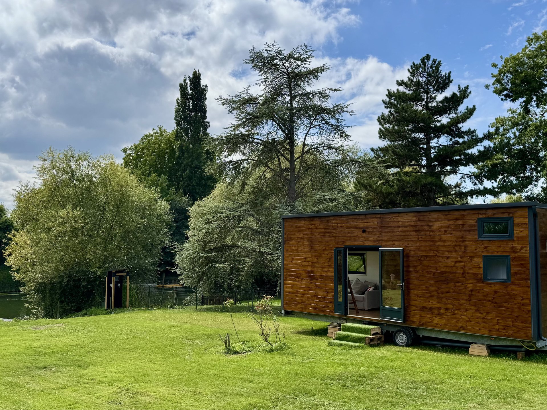 Tiny house au bord de l'eau