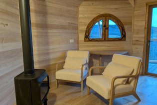 Cabane sur pilotis Cantal