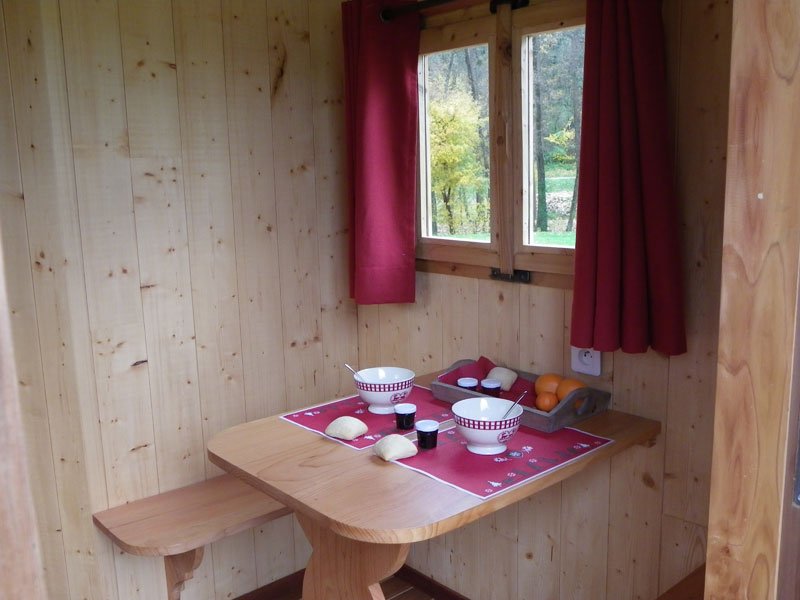 Hébergement AbracadaRoom : La Roulotte Spa - Image 9