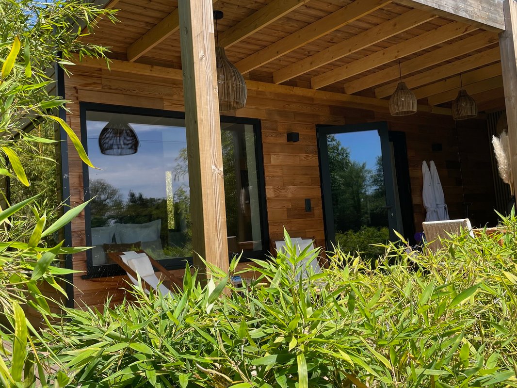 Escapade luxe avec bain nordique au bord du canal à Montcresson (12)