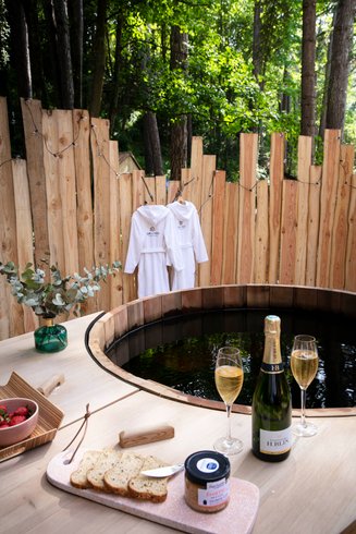 Domaine AbracadaRoom : Bain de forêt - Image 1