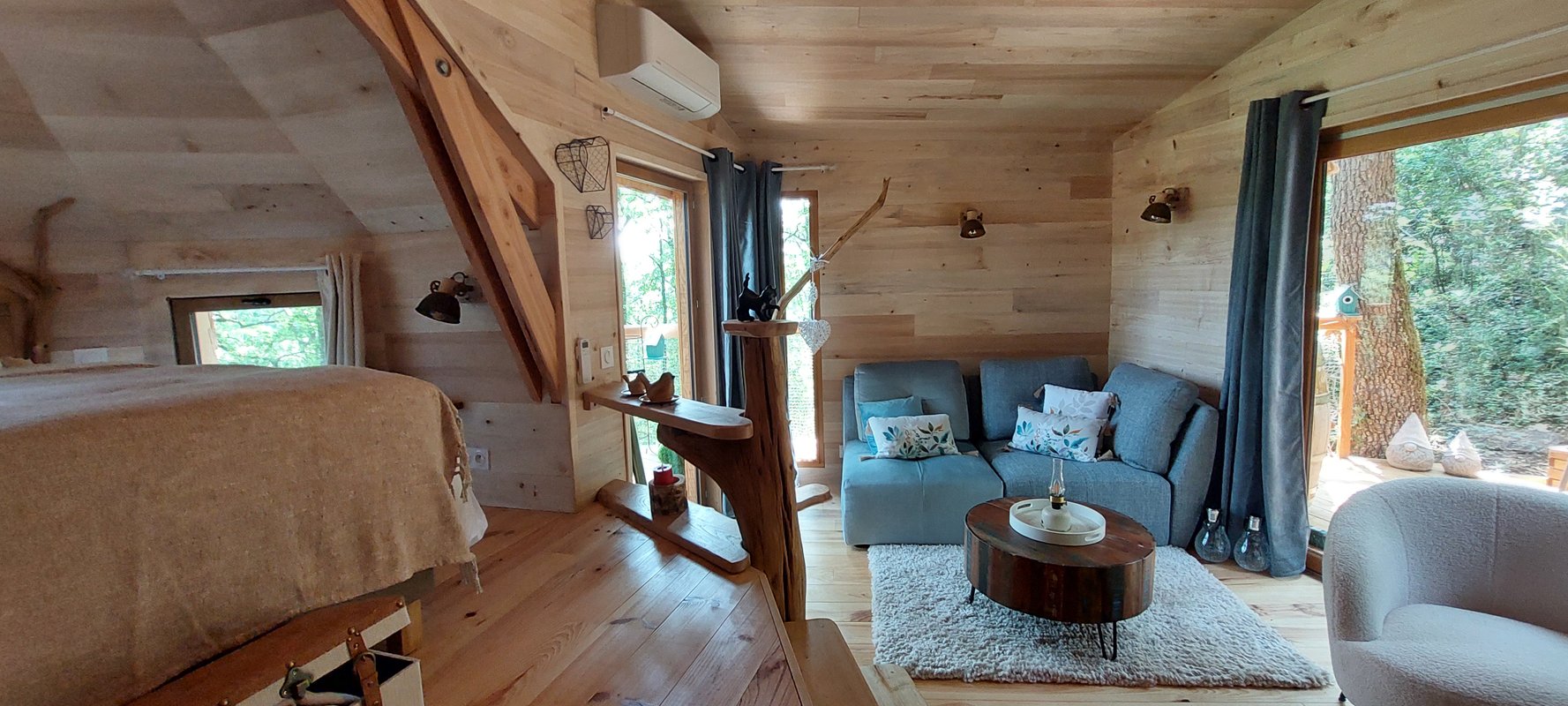 Cabane perchée GAIA & Spa à Sarrant (38)