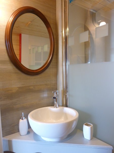 Hébergement AbracadaRoom : Roulotte de Charme - Image 17