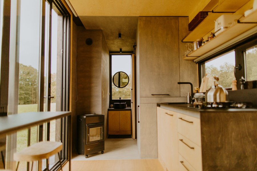 Domaine AbracadaRoom : Parcel Tiny House - sur les berges d'un étang en Bourgogne - Image 4