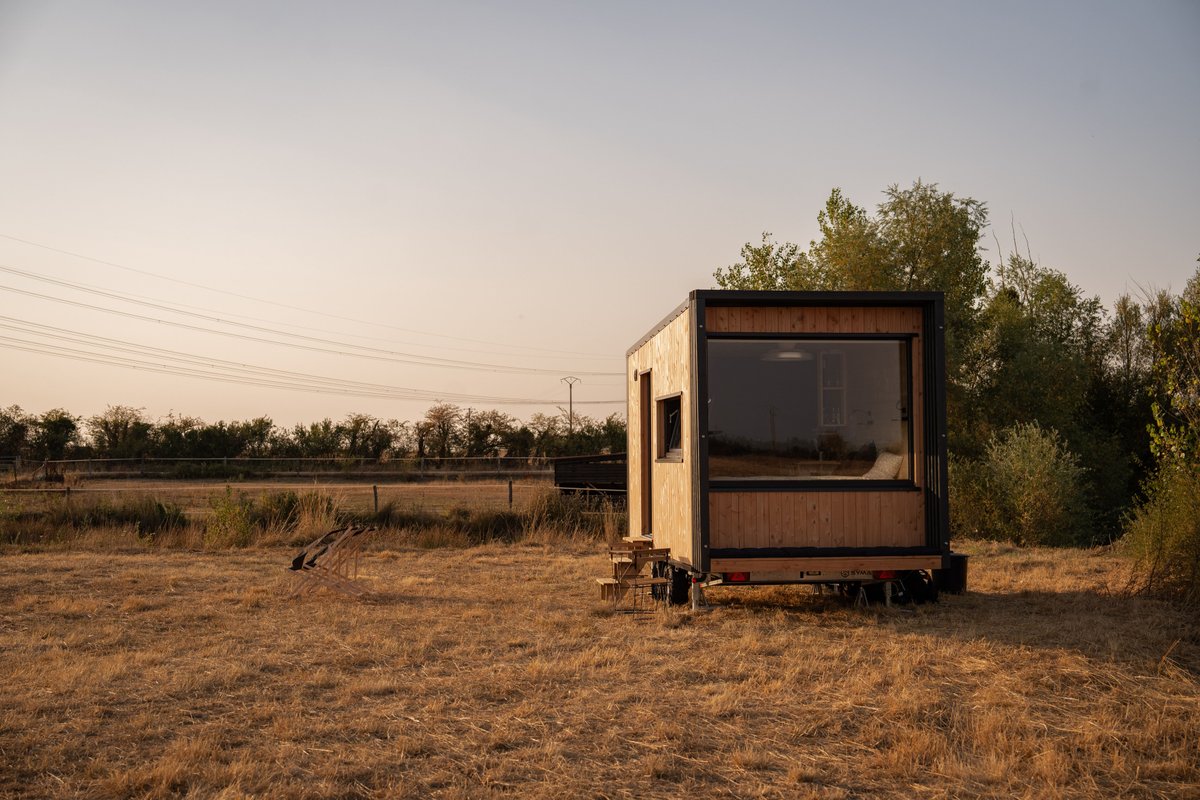 Homnest - Tiny house dans l'Allier - Cheval à Espinasse-Vozelle (1)