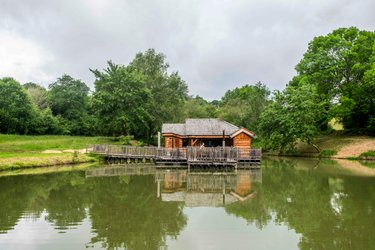Cabane du Lac & Spa à Saint- Martin Des Combes (3)