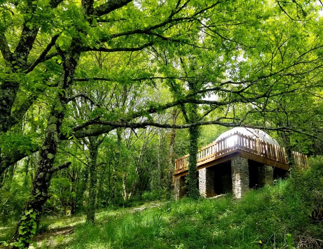 Hébergement AbracadaRoom : Dôme Stonewood sur pilotis & spa - Image 4