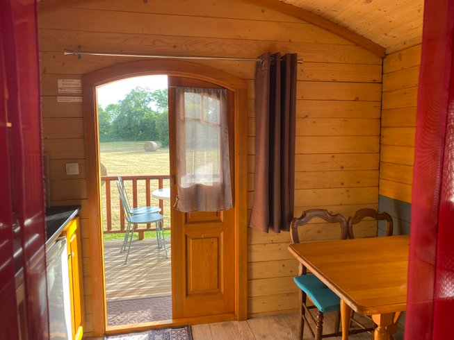 Hébergement AbracadaRoom : Roulotte Miranda - Image 6