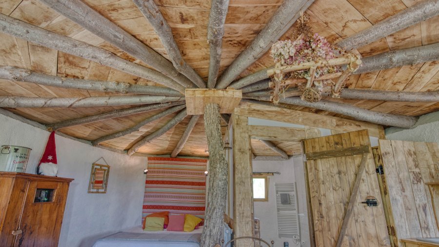 Hébergement AbracadaRoom : Maison  du Hobbit avec spa privatif - Image 13