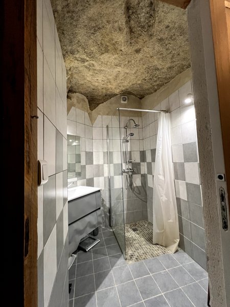 Hébergement AbracadaRoom : Entre Nous - Au Troglo & Spa - Image 18