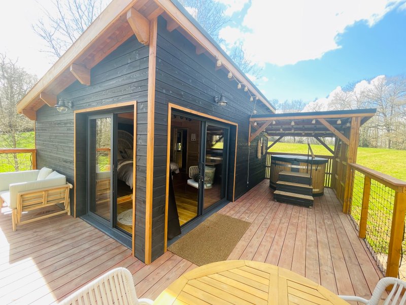 Hébergement AbracadaRoom : La Cabane Feu de Forêt & spa privatif - Image 6