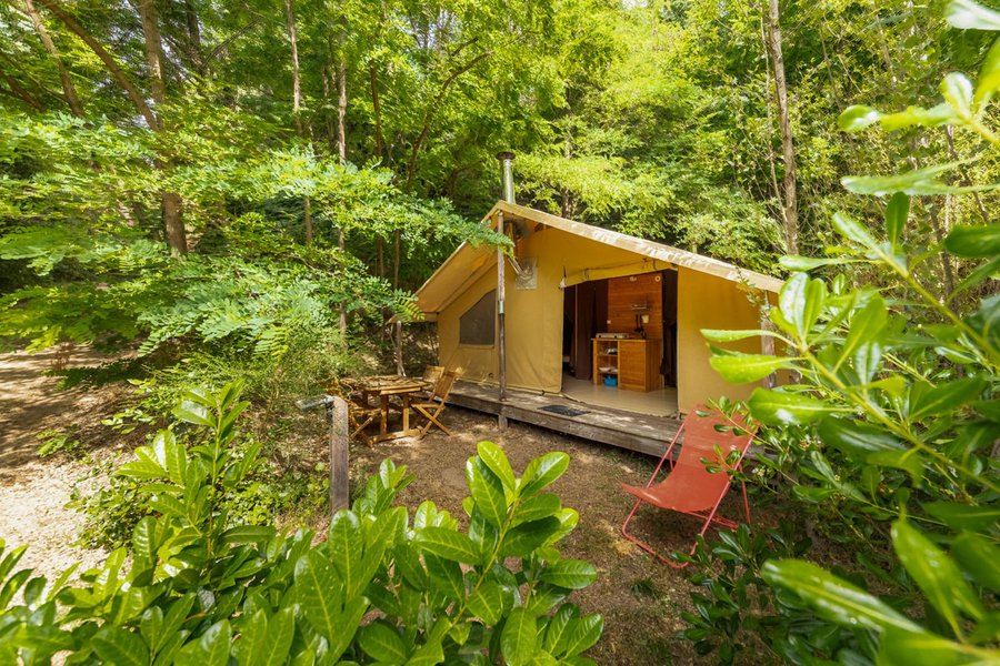 Hébergement AbracadaRoom : Tente Canadienne avec poêle à bois - Image 2