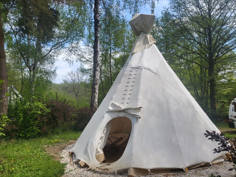 Hébergement AbracadaRoom : Le Tipi - Image 6