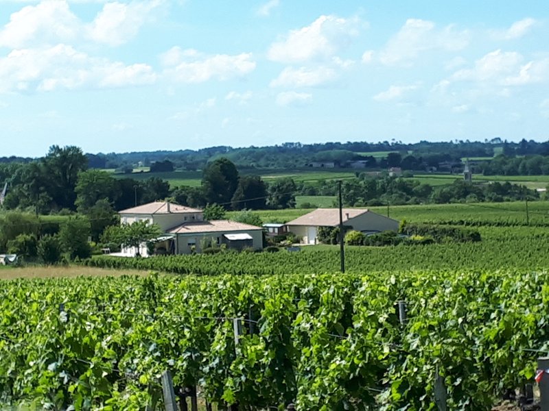 Domaine AbracadaRoom : La Roulotte de Glorit - Image 1