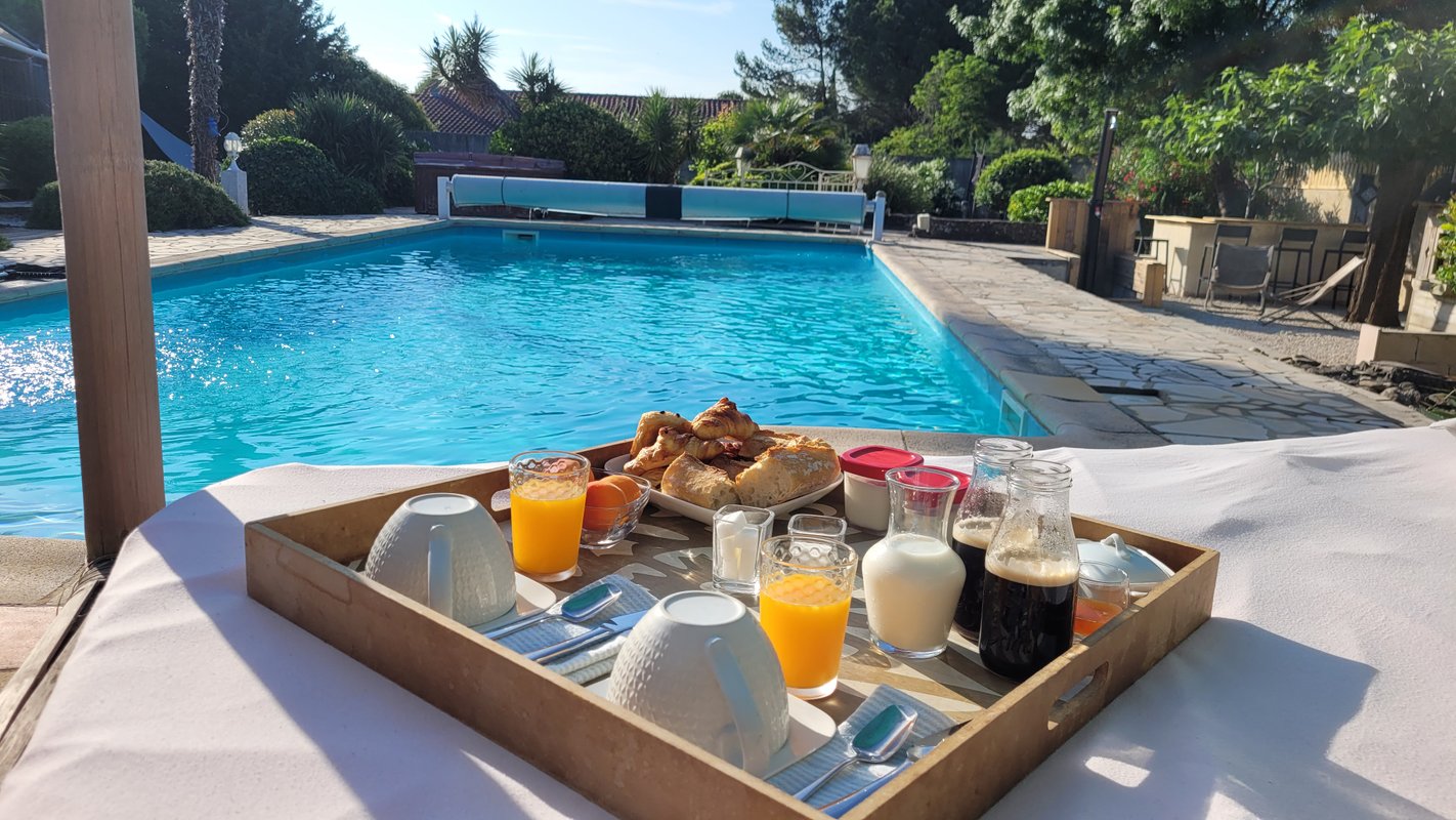 Le Mas Blanc & Spa à Malves-En-Minervois (3)