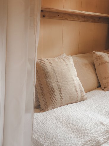Hébergement AbracadaRoom : Cabane Luna - Lodge cocon au cœur de la nature, calme & bien-être, réservé aux adultes • linge & ménage inclus • climatisation réversible • cuisine équipée - Image 10