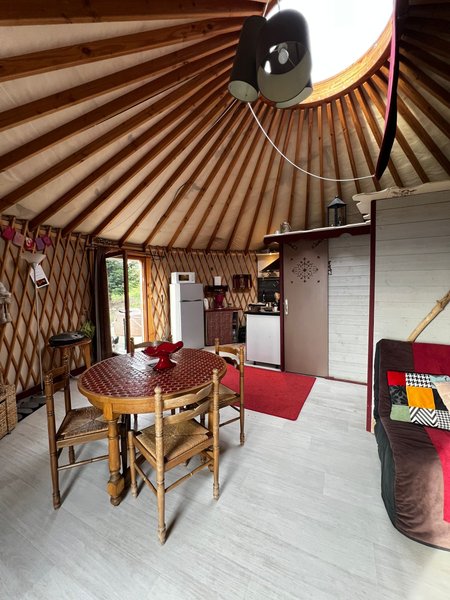 Hébergement AbracadaRoom : Yourte avec Spa privé, 4 places - Image 5