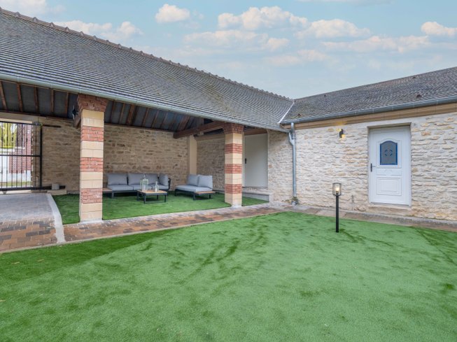 Hébergement AbracadaRoom : Eau Loin - Villa avec spa, sauna, hammam & salle de jeux - Image 7