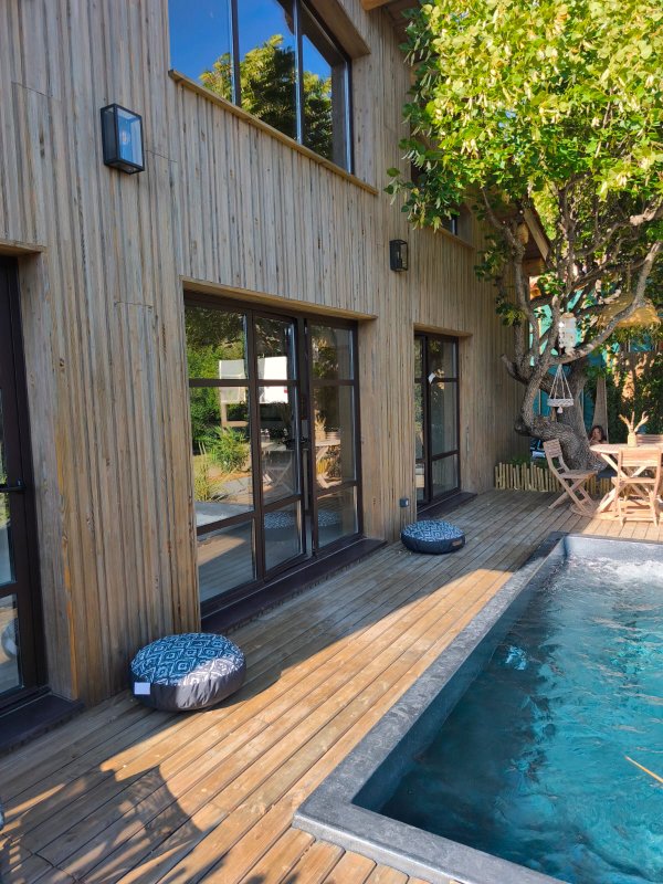 LODGE DES BARONNIES Piscine et spa à Plaisians (20)