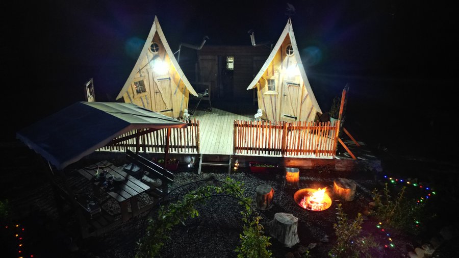 Hébergement AbracadaRoom : Les cabanes féeriques Family du Cheix - Image 16