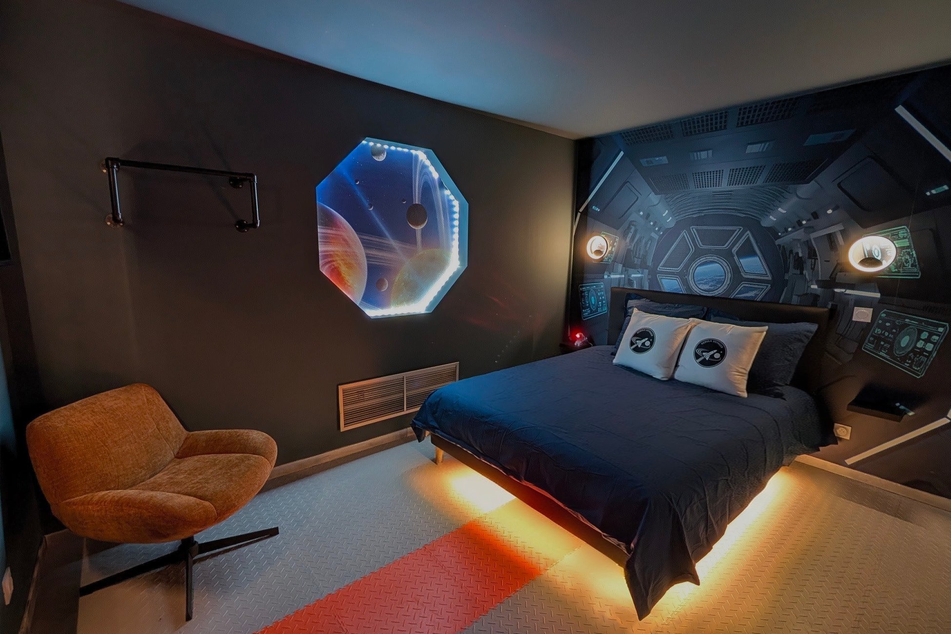 Hébergement UnicStay : Navette spatiale Nebula Voyageur - Toulouse - Cité de l'espace à Auzeville Tolosane