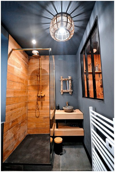 Hébergement AbracadaRoom : Chalet Romantique, SPA XXL, CINÉMA PRIVÉ, 5 min du centre - Image 12