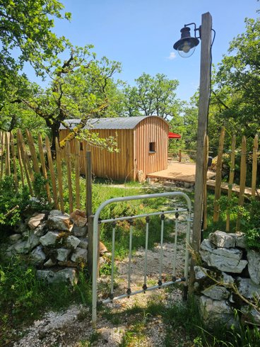 Hébergement AbracadaRoom : La nuitée belle & Spa privatif - Image 9