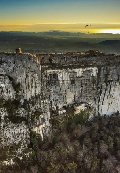 Domaine AbracadaRoom : Lodge Sainte Baume - Image 10