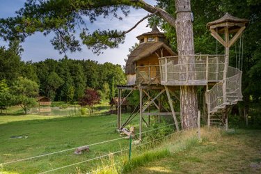 Cabane Spa du Bout du Pré à Descartes (1)