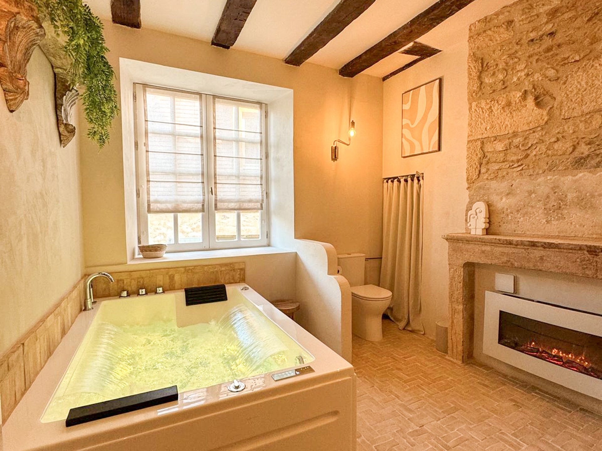 La Suite N⁰7 & Spa, parenthèse amoureuse à Sarlat