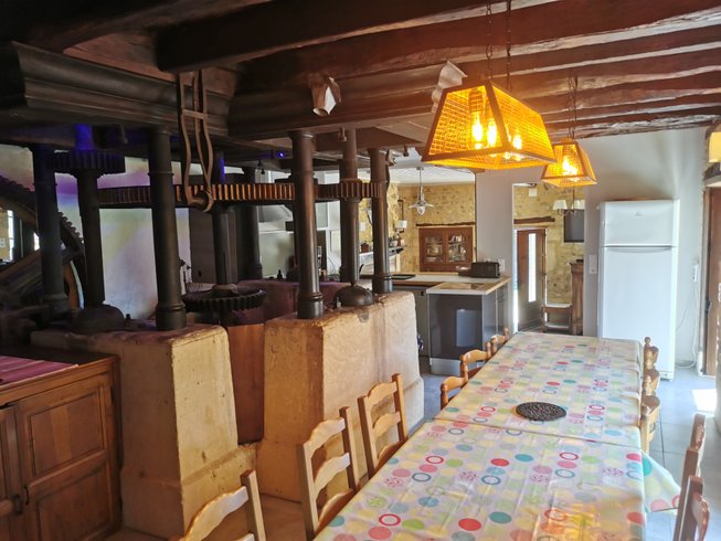 Hébergement AbracadaRoom : Moulin d'Ayguevive  charme & calme - 10 personnes - Image 12