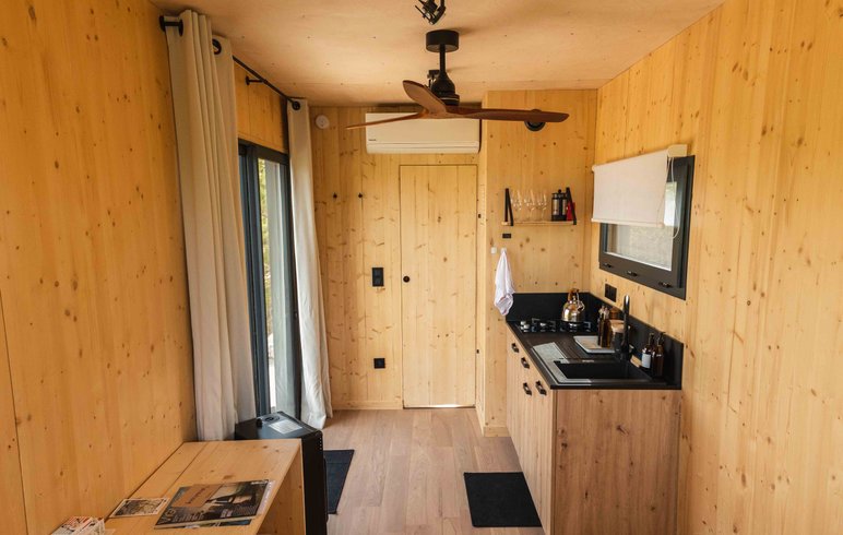 Domaine AbracadaRoom : Parcel Tiny House - dans les vignes de la Vallée du Lot - Image 6