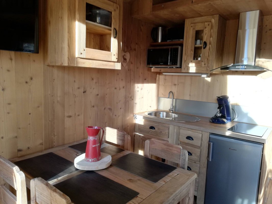 Cabane Spa des Chastelas à St Julien En Champsaur (5)