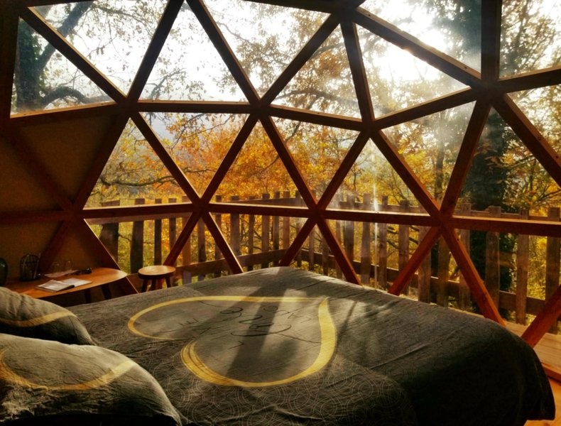 Hébergement AbracadaRoom : Dôme Stonewood sur pilotis & spa - Image 10