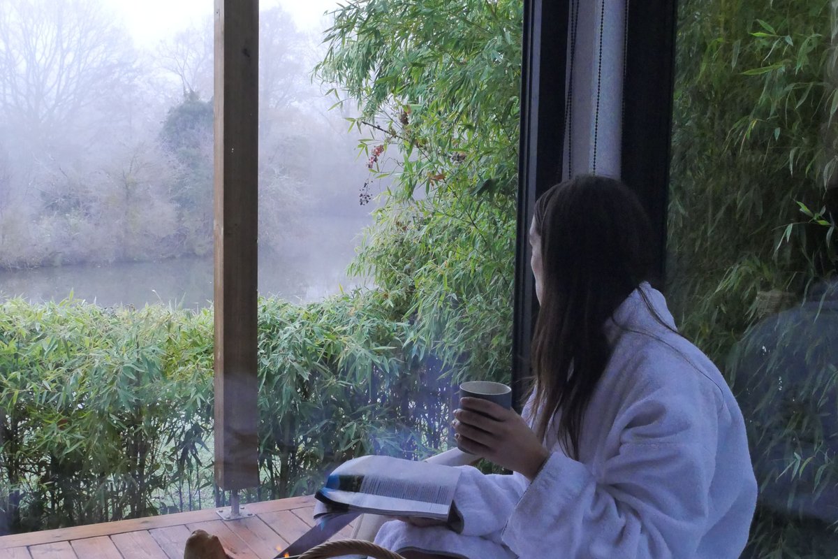 Lodge haut de gamme & bain nordique privatif au bord du Canal de Briare à 1h15 de Paris à Montcresson (47)