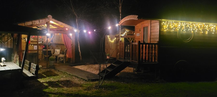 Domaine AbracadaRoom : La Roulotte d'Emilie - Image 3