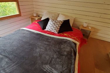 Proche provins tiny house au bord de l’eau · forêt à Soisy Bouy (4)