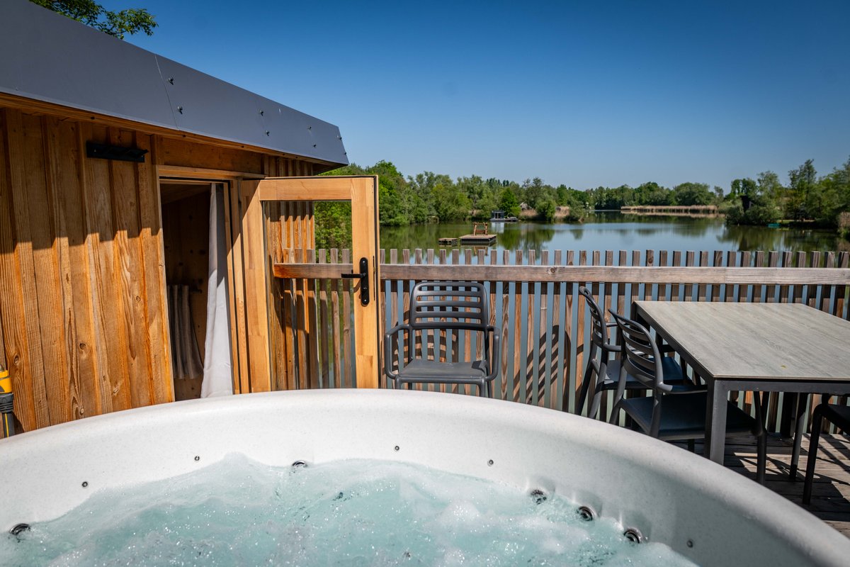 Cabane Spa  Horizon  5 pers à Bâgé-Dommartin (2)