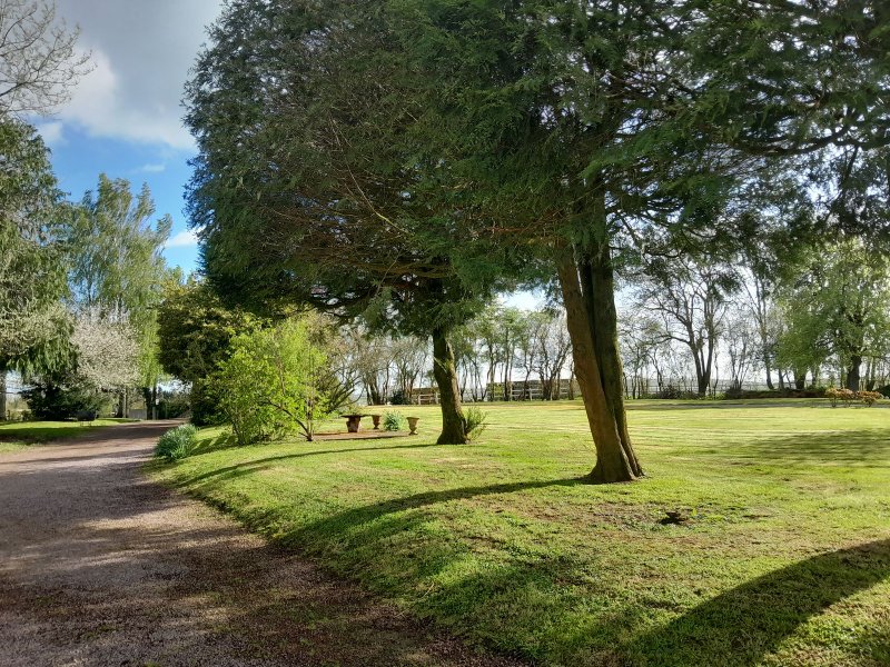 Domaine AbracadaRoom : Domaine de la cour au grip - Image 2