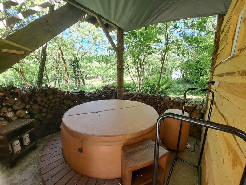 Hébergement AbracadaRoom : Cabane perchée & Spa - Image 3