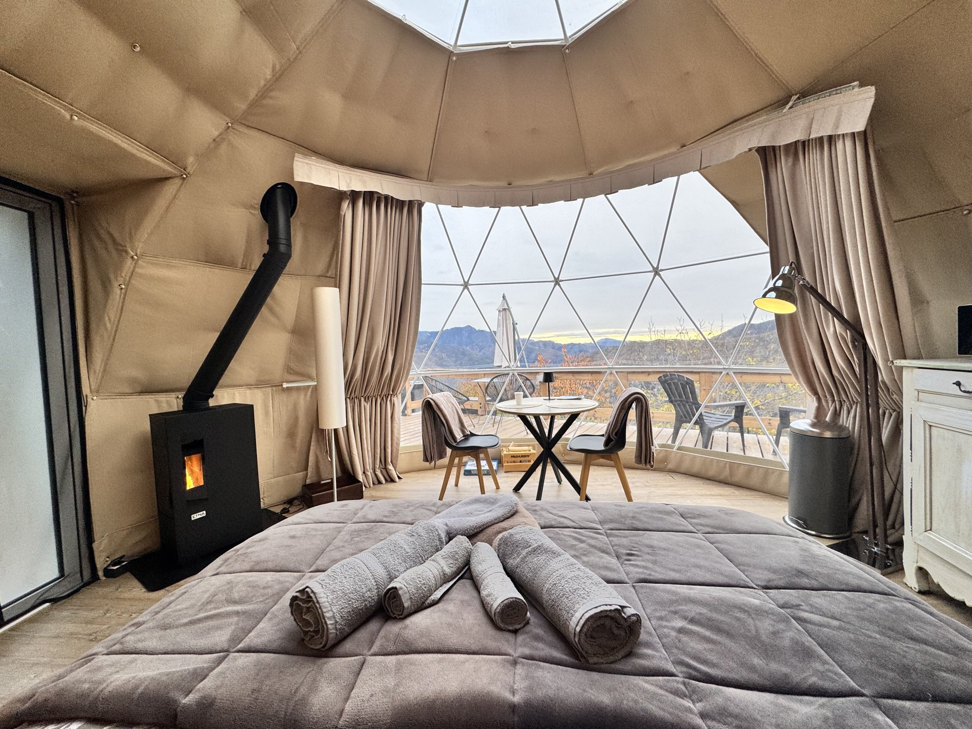 Le Dôme de Jèpo : Dôme en Provence-Alpes-Côte d'Azur