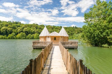 Cabane Spa Château à Chassey-Lès-Montbozon (3)