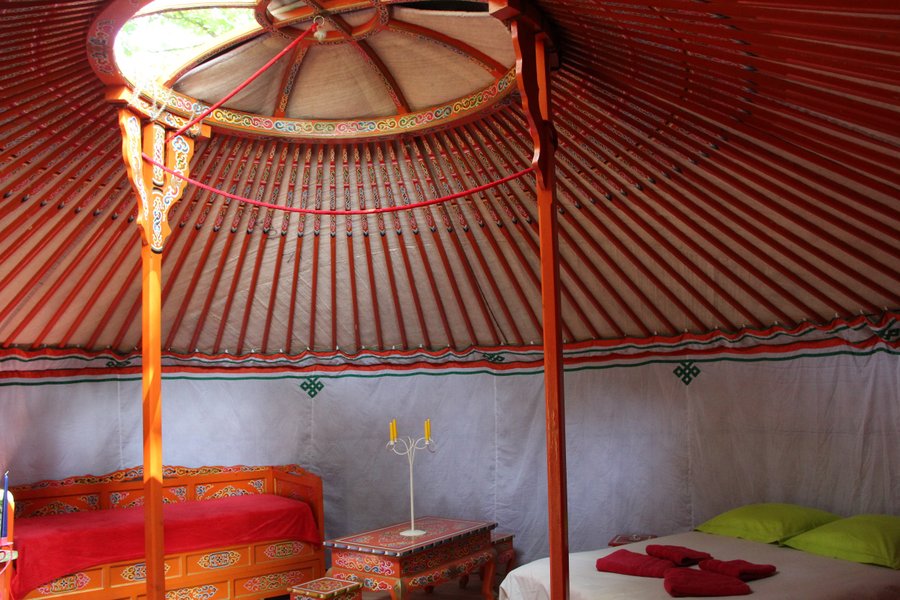 Hébergement AbracadaRoom : La Grande Yourte - Image 8