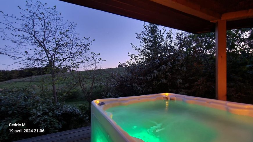 Hébergement AbracadaRoom : Cabane Spa du Potager - Image 8